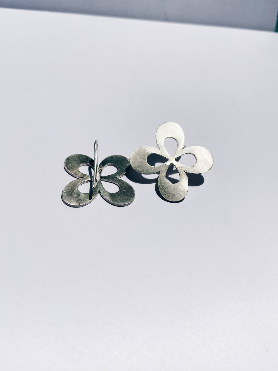 Four-leafed flower earrings /thick/